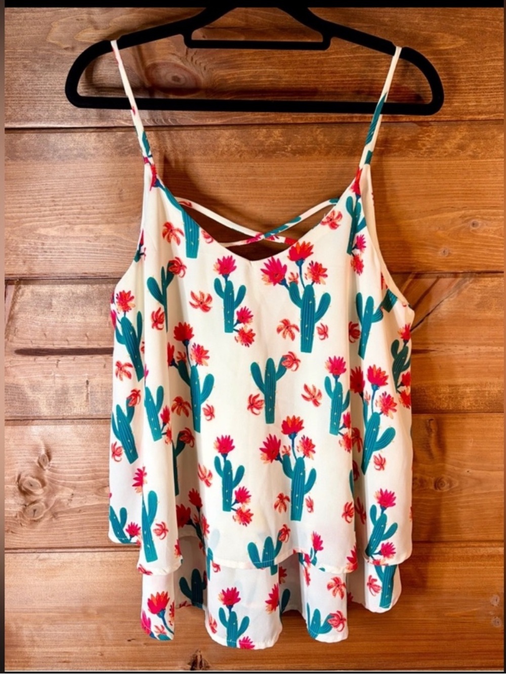 Peach Love Cream Cactus Pink Floral Spaghetti Layered Strappy Tank Size Large 🌸